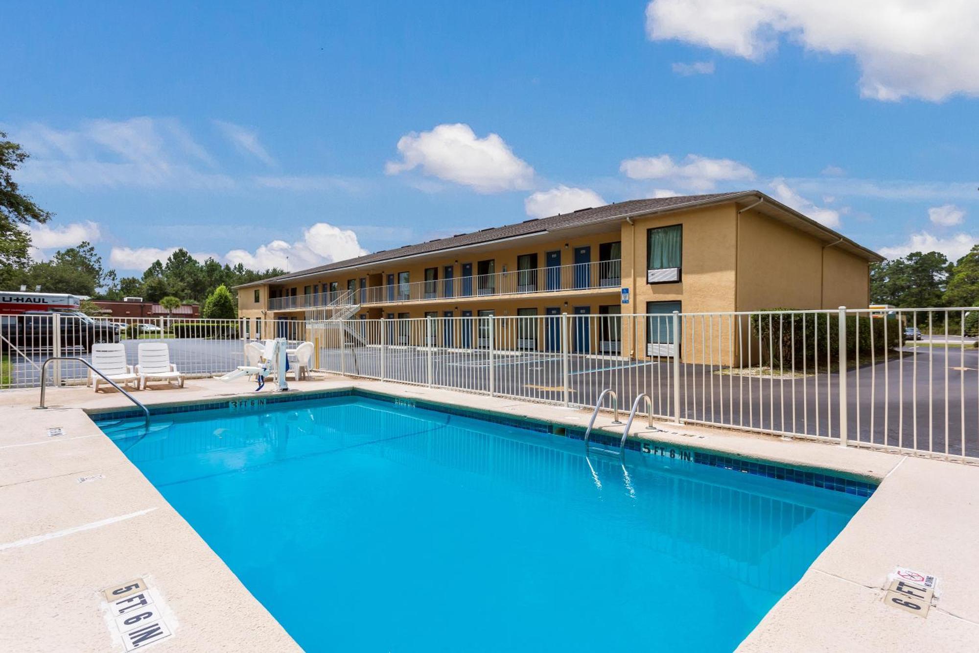 Motel 6-Macclenny, Fl Экстерьер фото